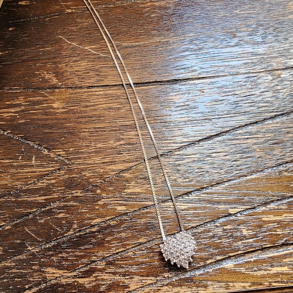 Sterling silver heart necklace - Picture 5 of 8